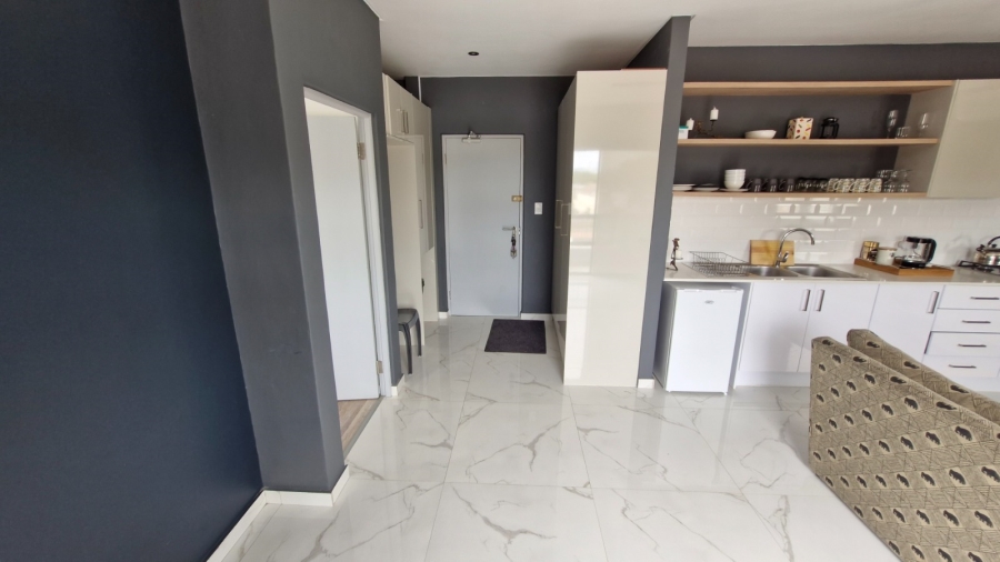 1 Bedroom Property for Sale in Table View Western Cape